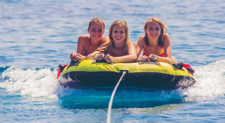 Mamboats - Fun in Ibiza