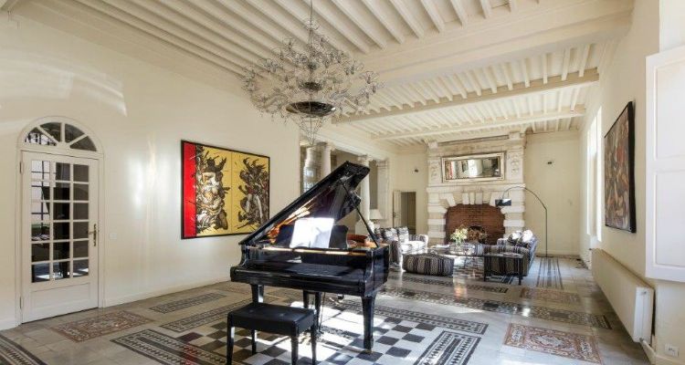 Chateau De Valombreuse