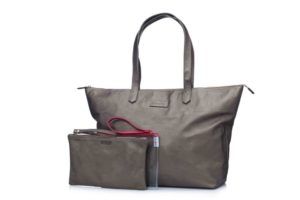 Mai Tui Travel Bag - Best Gifts for Travellers