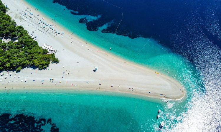 Zlatni Rat Beach