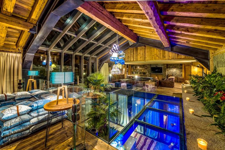 Top 10 Luxe Collection header