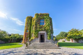 Unusual plaes to stay in the UK header