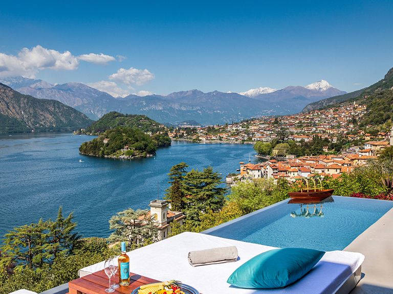 Lakes - where to go in August