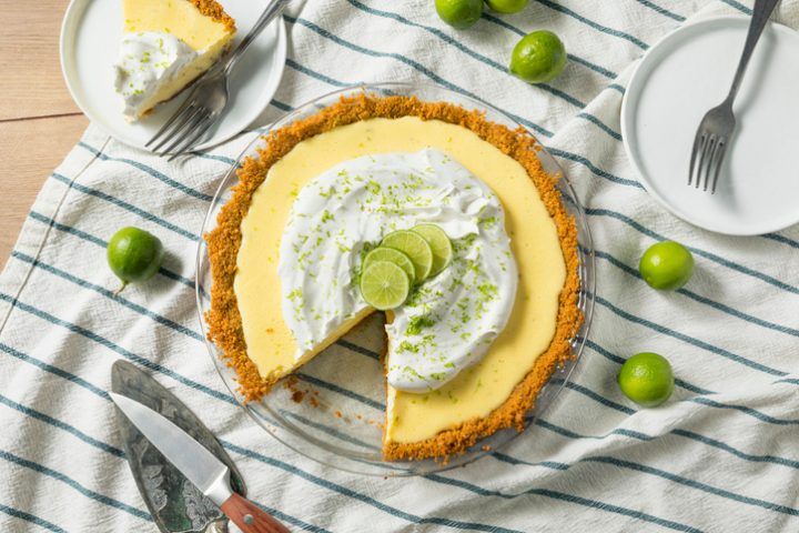 Key Lime Pie being sliced