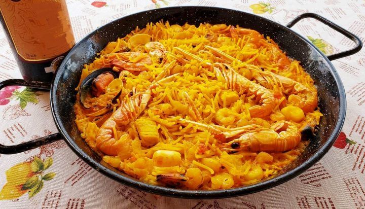 Catalan fideuà
