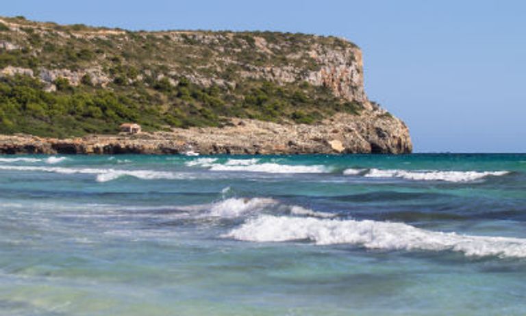 Cliffs and and sea, Alaior