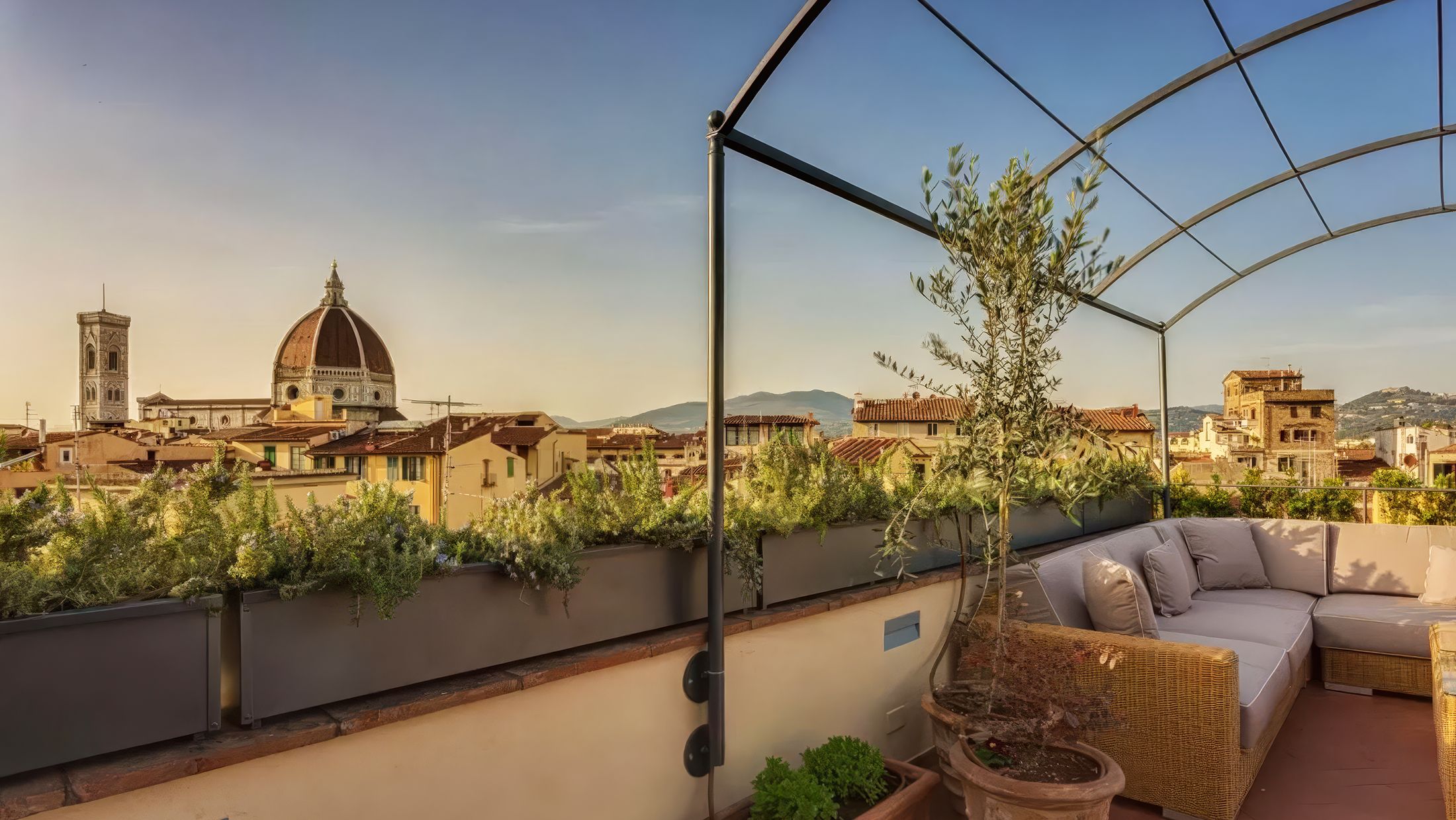 Restaurant terrace in Florence