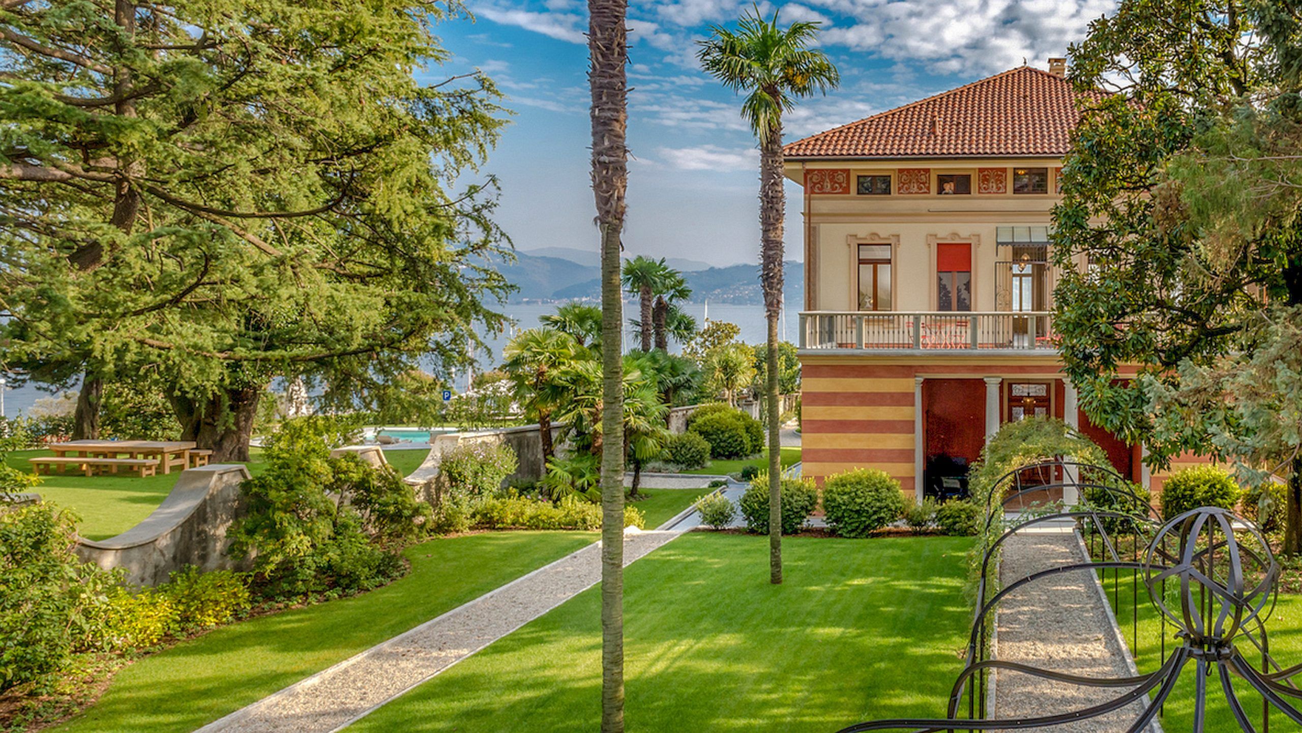 Villa Rododendro - multigenerational family holidays
