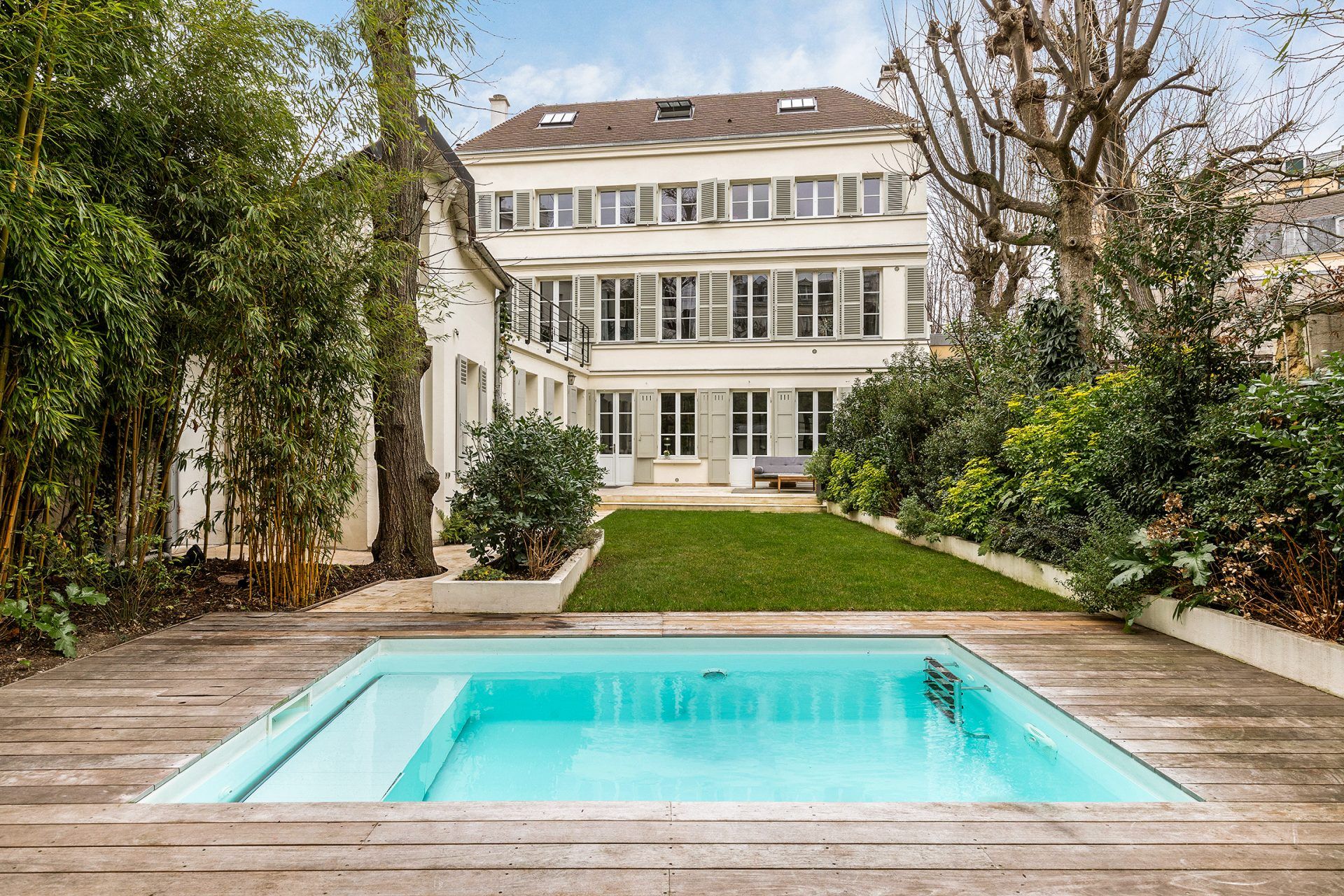 Luxury City Apartments & Home | Oliver's Travels