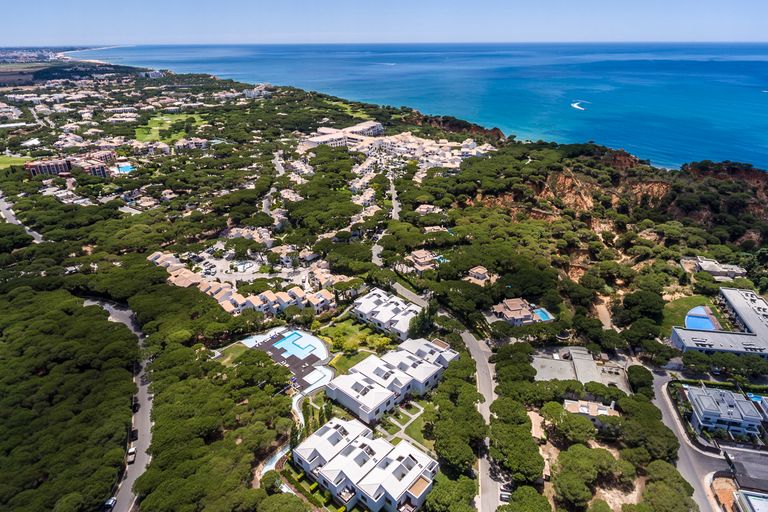 Aerial shot of pine cliffs resort