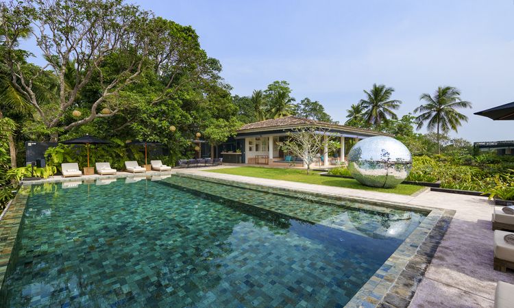 Villas in Sri Lanka - Hilltop Pavilion
