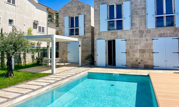 Villa Iona - villas in Montenegro