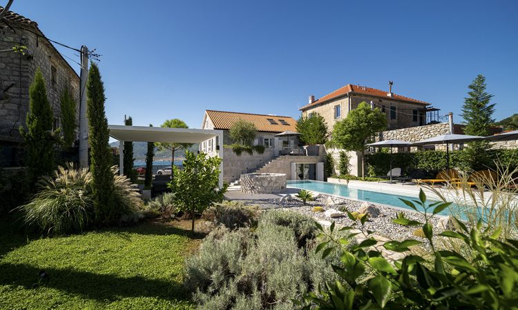 Villa Nikola - villas in Montenegro