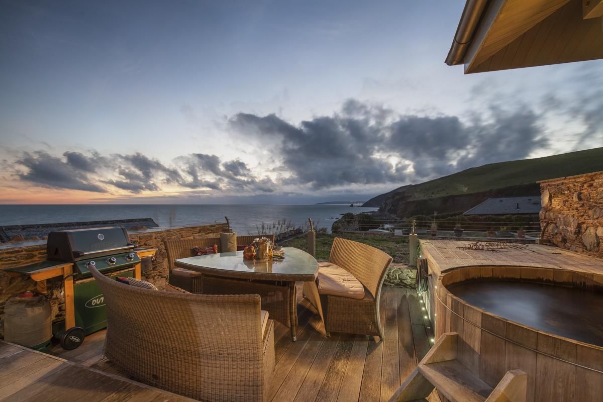 Pebbleline House