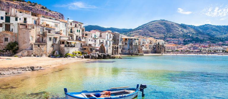 Top 4 Beautiful Walks Around Cefalu