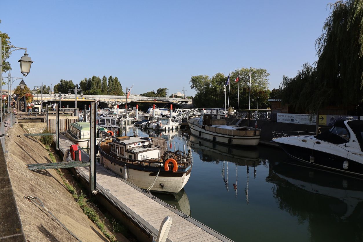 Marne river boats