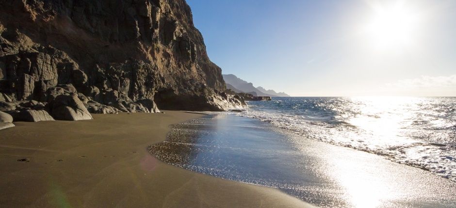 Playa de Guayedra - Image credit: helloislascanarias.com