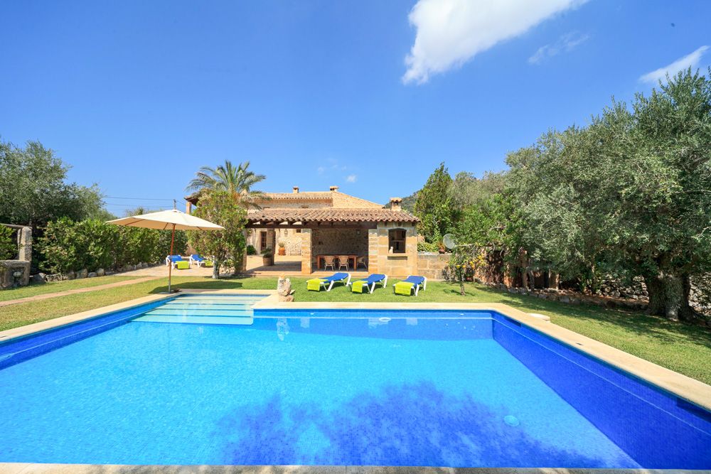 Porto Pintoresco - Mallorca - Oliver's Travels