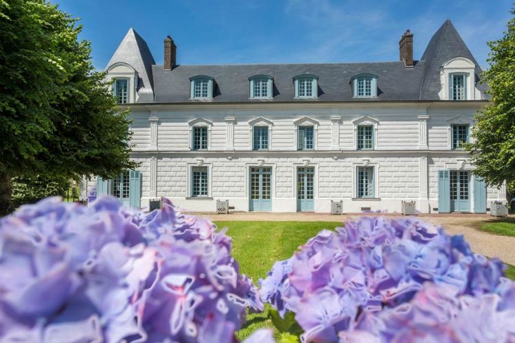 Chateau Lazuline - Normandy - Oliver's Travels