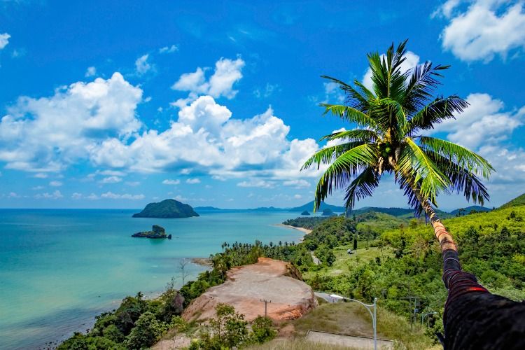 beaches in thailand