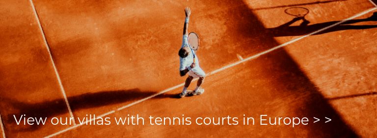 Villas with Tennis Courts