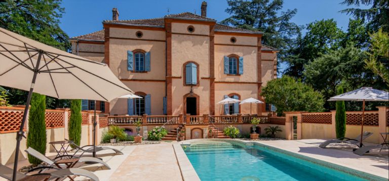 Chateau Gaillac, Midi Pyrenees, Oliver's Travels