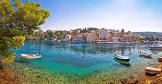 Reasons to visit Brac