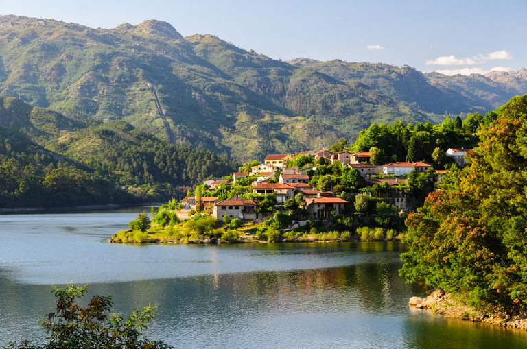 Top 10 Villas in Portugal for Wine Lovers