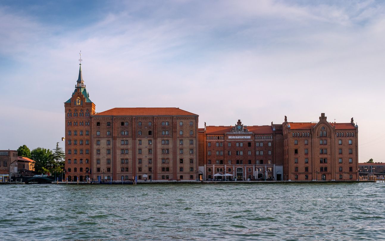 Venice Hilton Molino