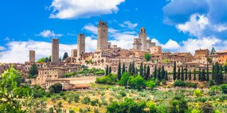 San Gimignano - Mostbeautiful towns in Tuscany header