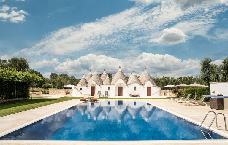 Trullo villa with pool