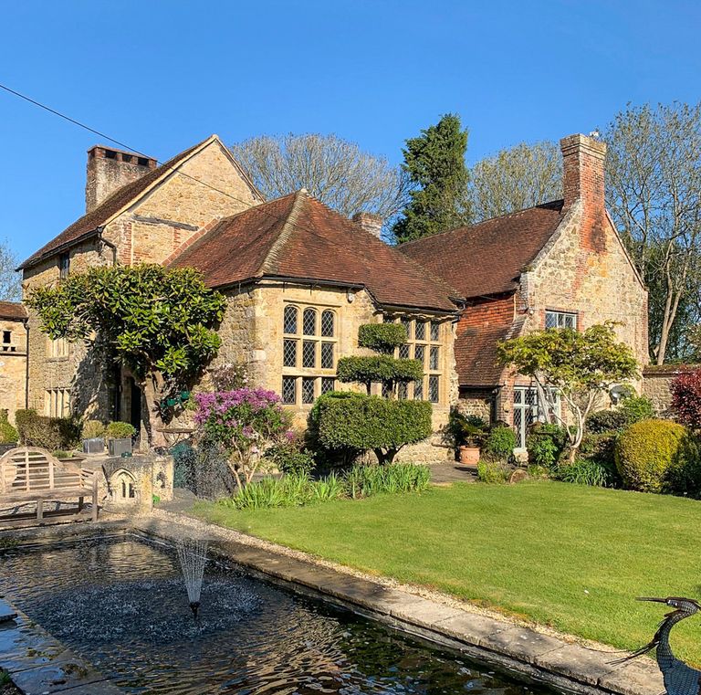 Medieval manor in West Sussex