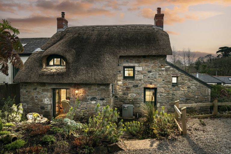 Tweed Cottage, Cornwall, England