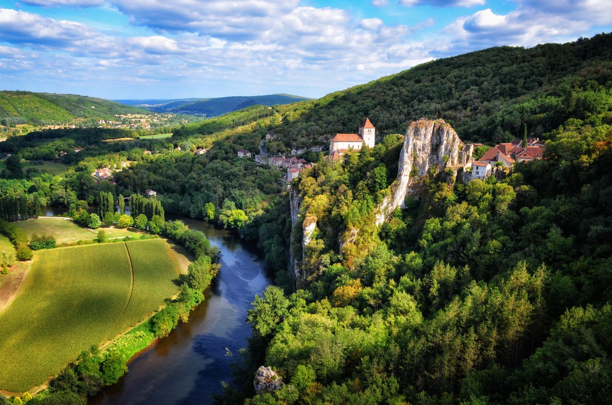 Village - Midi-Pyrénées Travel Guide